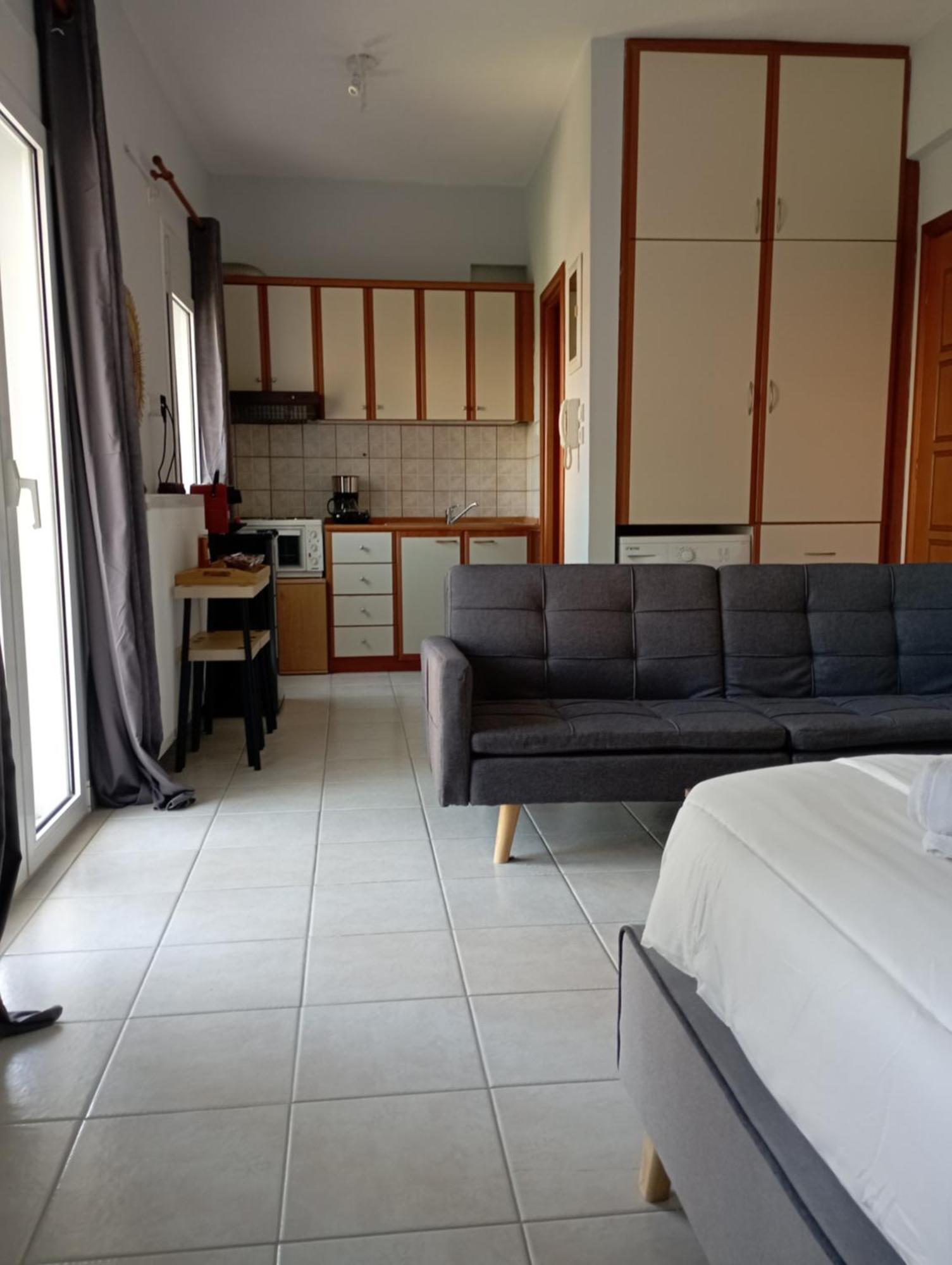 Gk Suites-Constantin View , Auto Check-In 24H Лариса Номер фото