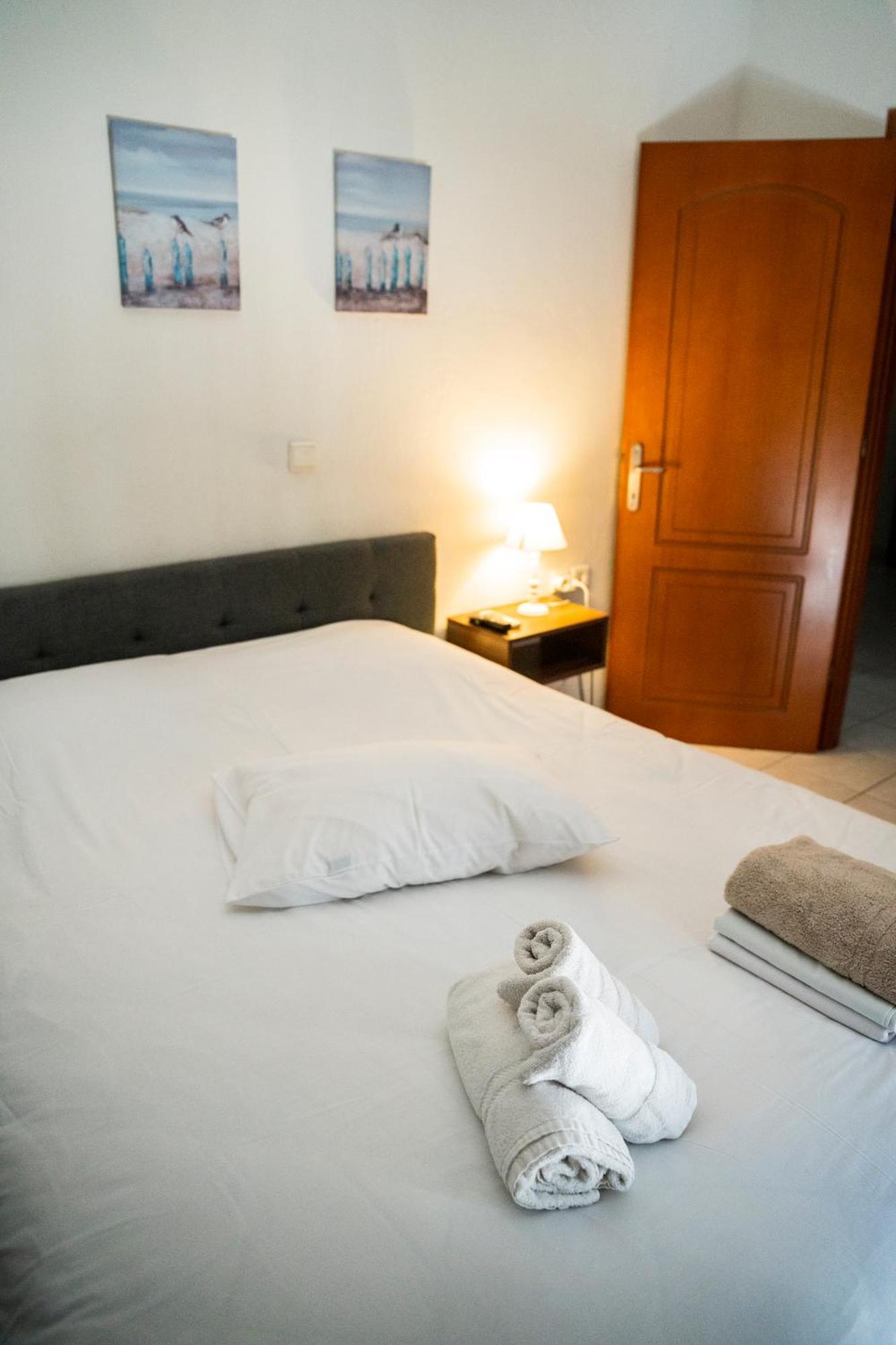 Gk Suites-Constantin View , Auto Check-In 24H Лариса Экстерьер фото