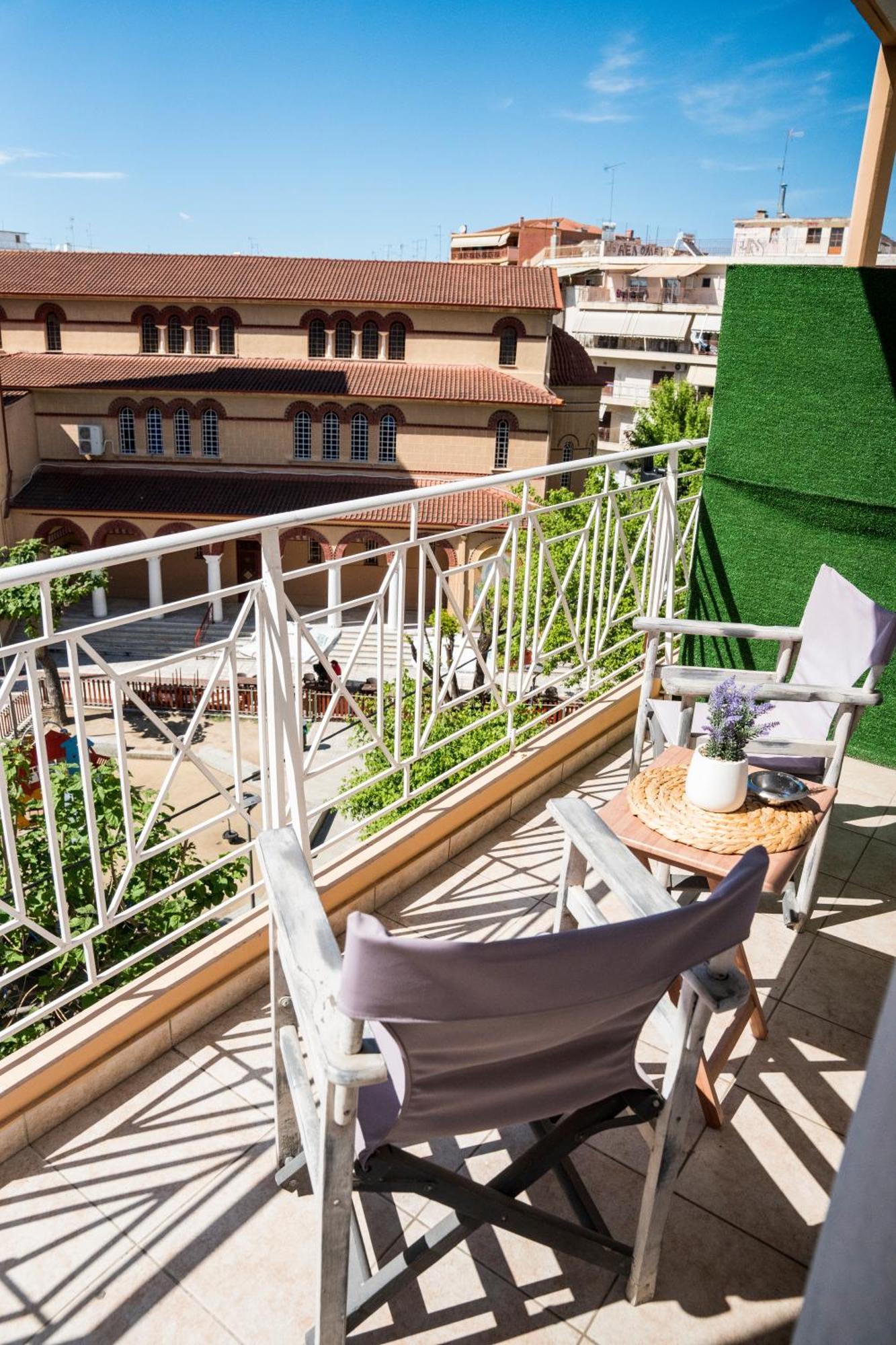 Gk Suites-Constantin View , Auto Check-In 24H Лариса Экстерьер фото